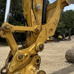 2018 CATERPILLAR Excavators 320