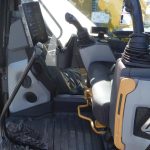 Used 2018 CATERPILLAR Excavators 320 For Sale