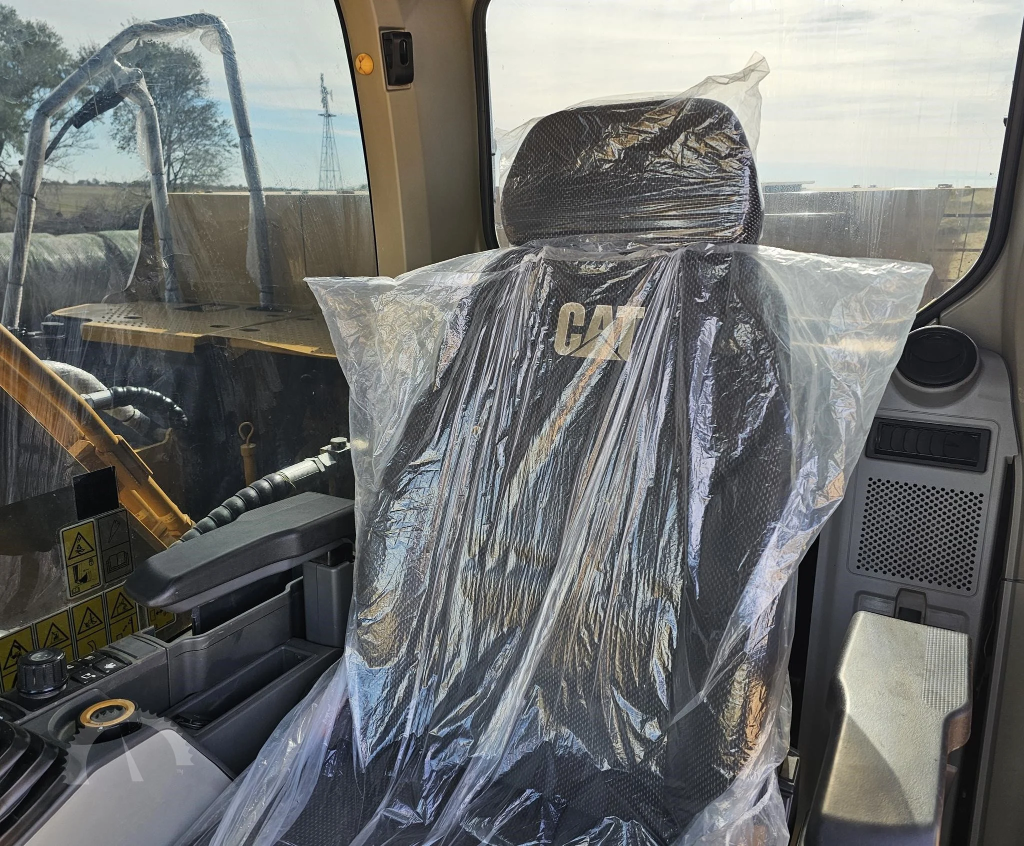 2022 Caterpillar 320GC Excavator